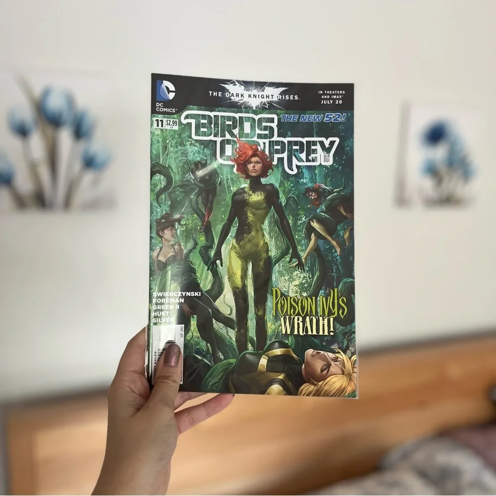 NEW Birds of Prey #11 (Sep 2012) Comic Book